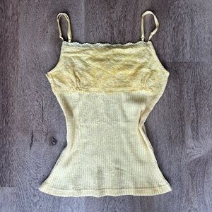 Vintage yellow lace cami 💛